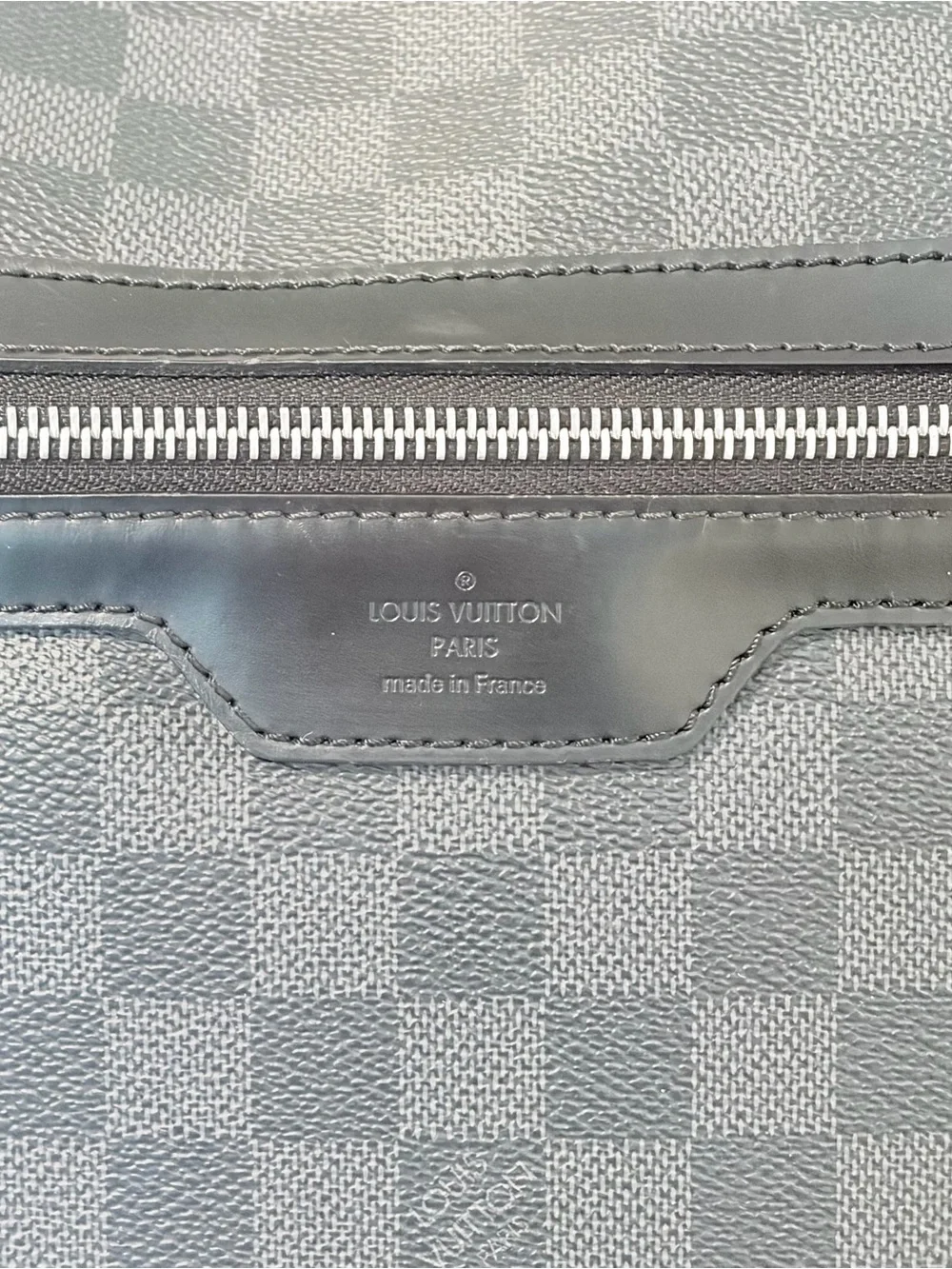 Louis Vuitton Mick GM Messenger Luxe Bag Damier Graphite Canvas Travel Crossbody